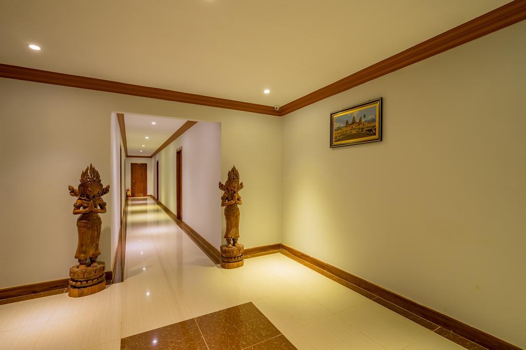 Kingfisher Angkor Hotel Сіємреап Екстер'єр фото