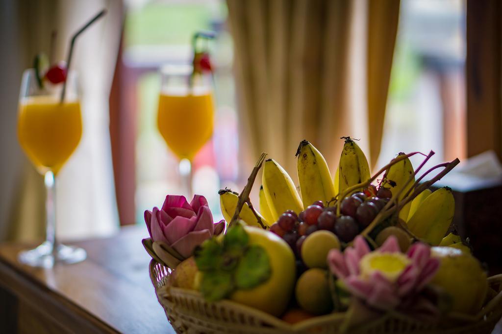 Kingfisher Angkor Hotel Сіємреап Екстер'єр фото