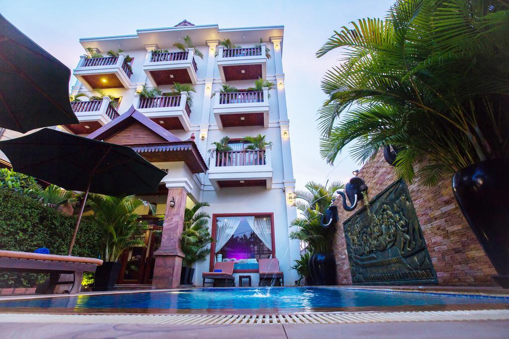 Kingfisher Angkor Hotel Сіємреап Екстер'єр фото