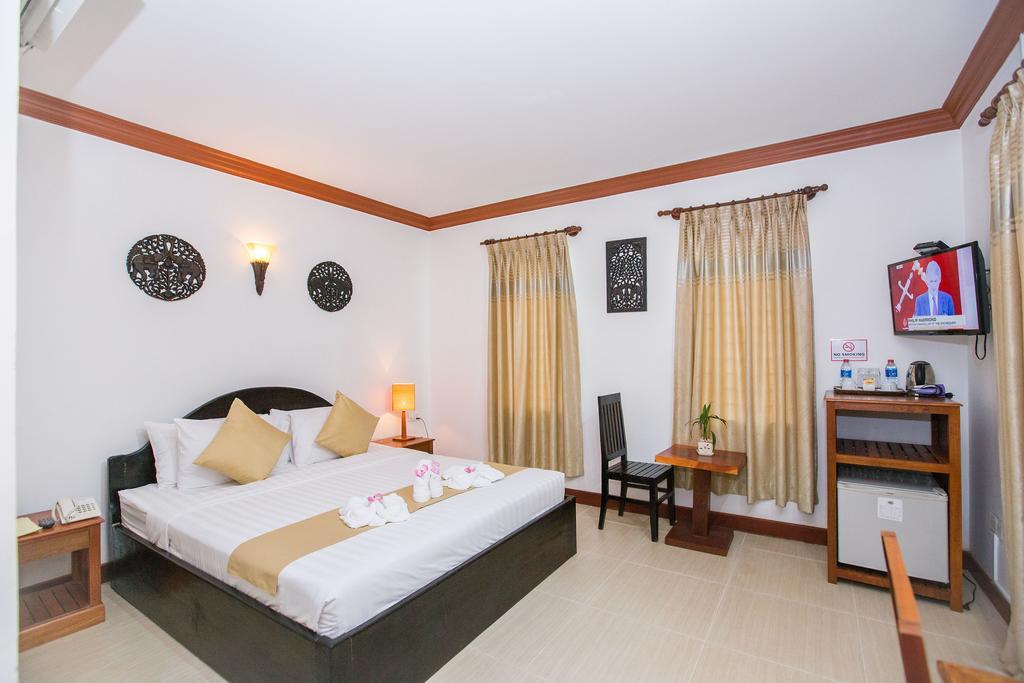 Kingfisher Angkor Hotel Сіємреап Екстер'єр фото