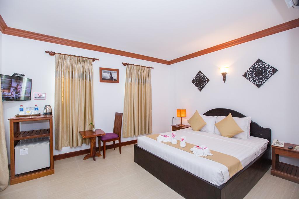 Kingfisher Angkor Hotel Сіємреап Екстер'єр фото