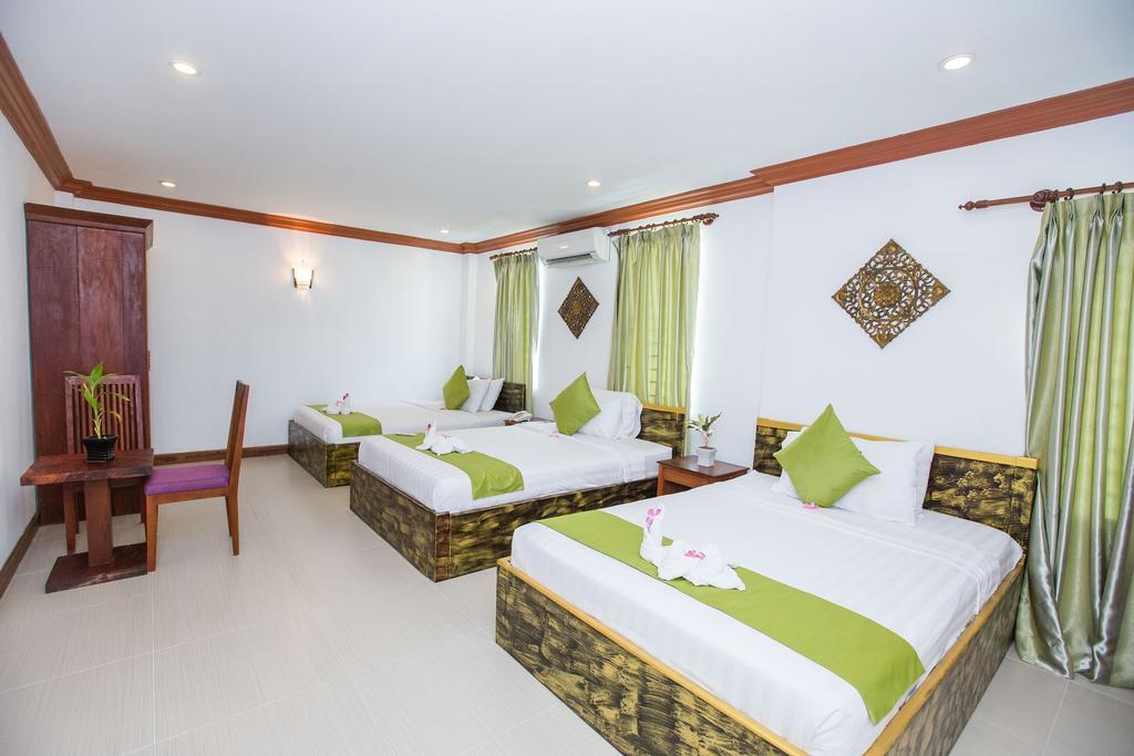 Kingfisher Angkor Hotel Сіємреап Екстер'єр фото