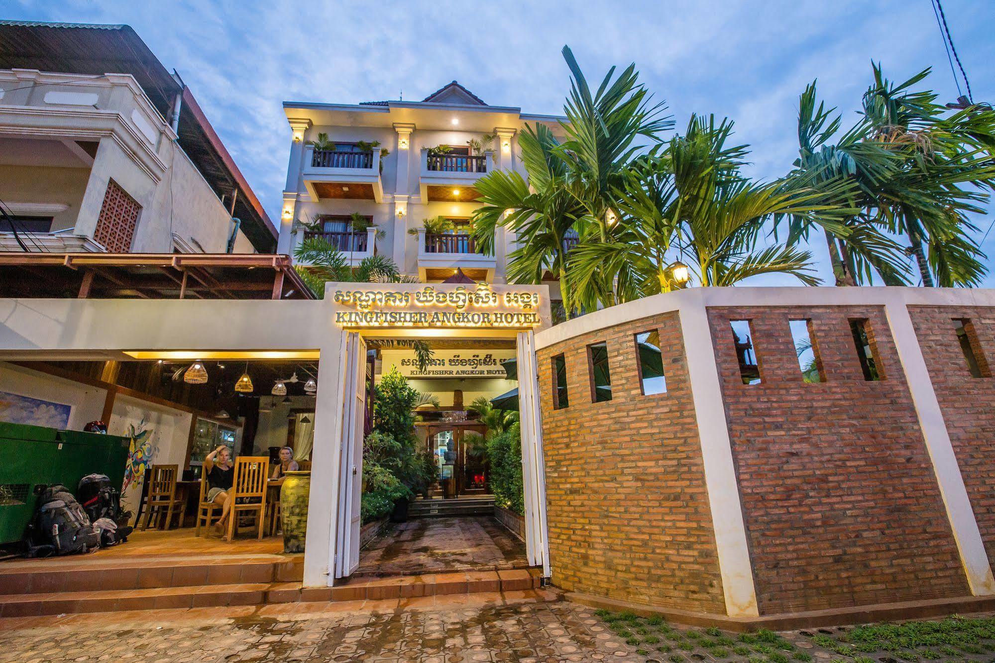 Kingfisher Angkor Hotel Сіємреап Екстер'єр фото