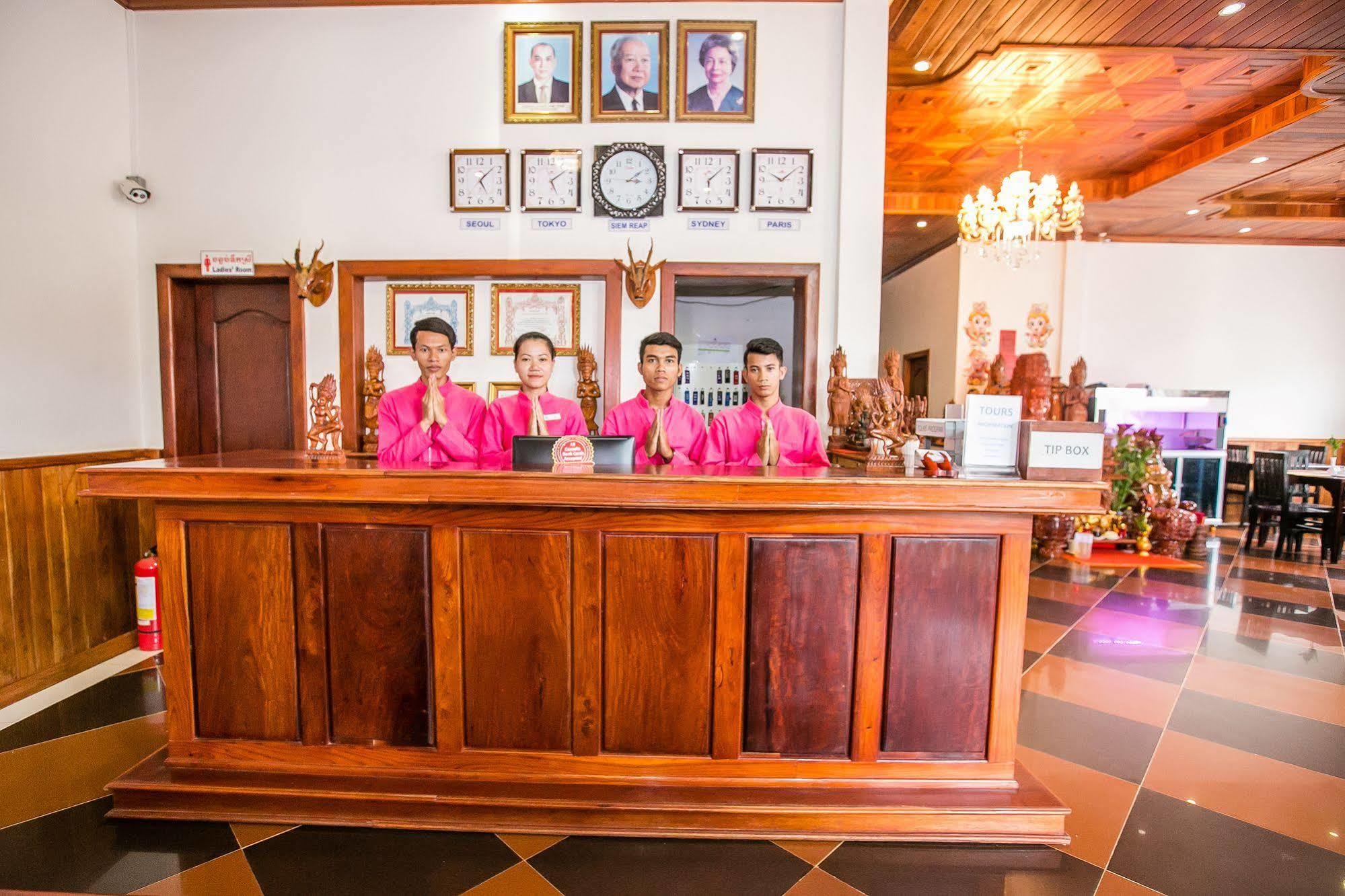 Kingfisher Angkor Hotel Сіємреап Екстер'єр фото