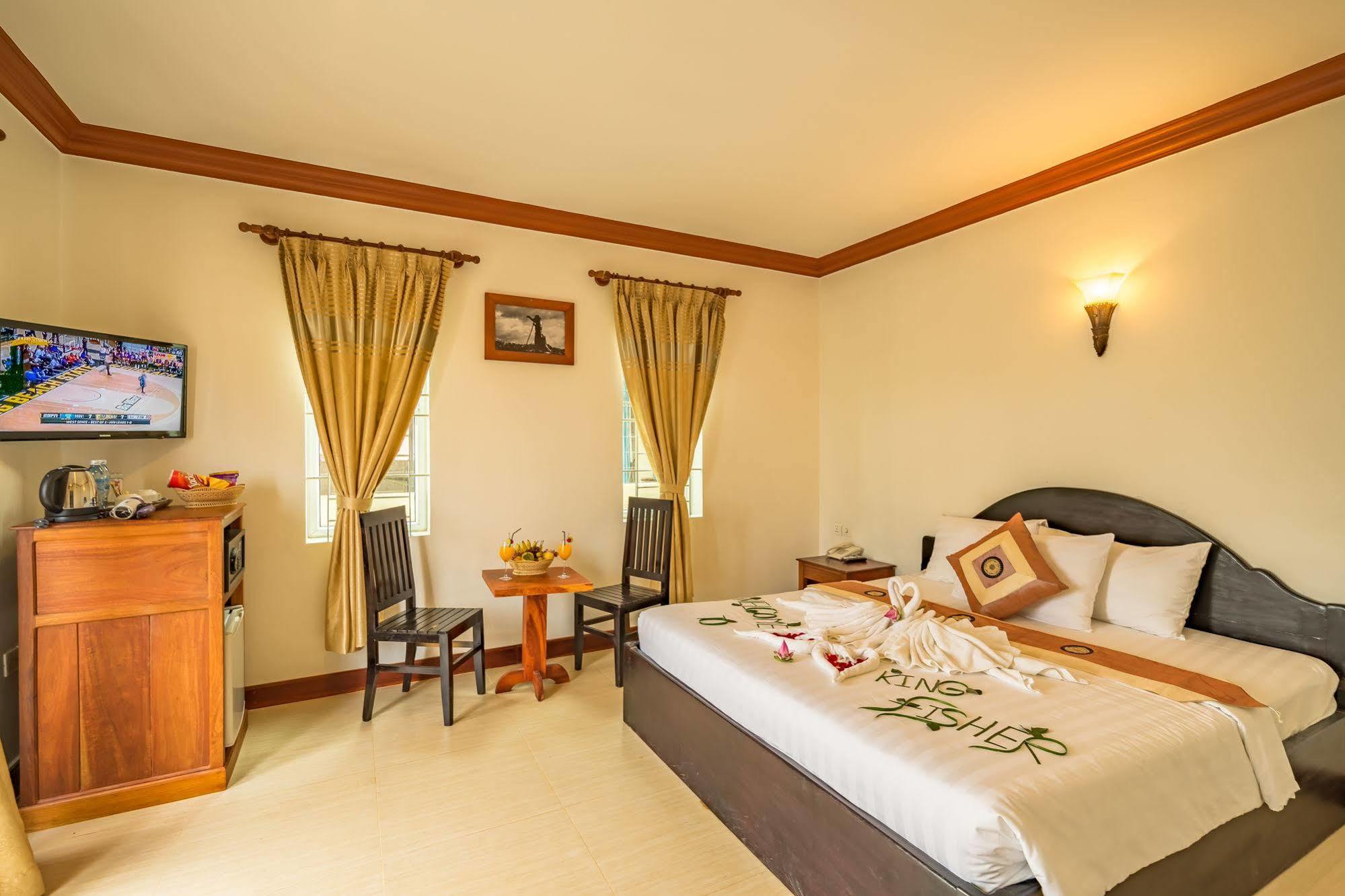 Kingfisher Angkor Hotel Сіємреап Екстер'єр фото